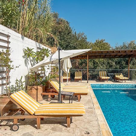 Archondia House - Holiday Apartments With Pool Kalavasos Buitenkant foto