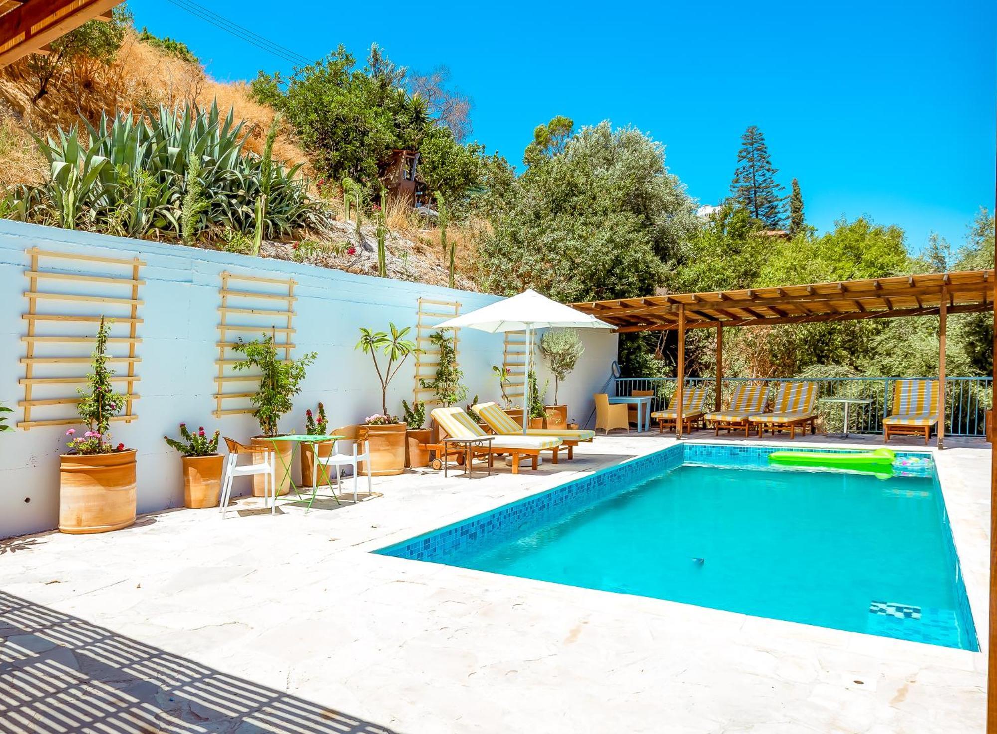 Archondia House - Holiday Apartments With Pool Kalavasos Buitenkant foto